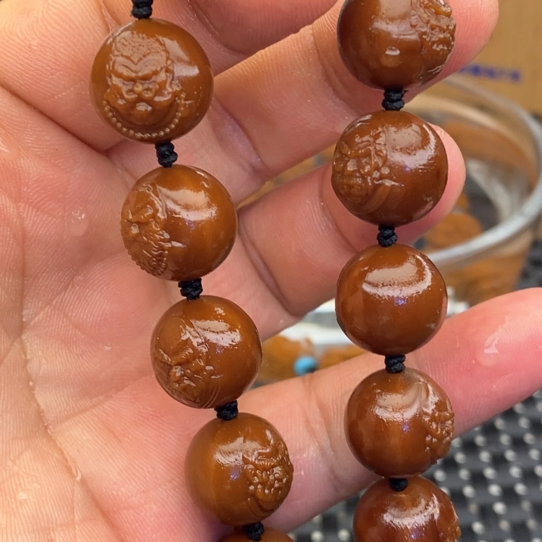 木✨****✨猴头雕刻十八罗汉