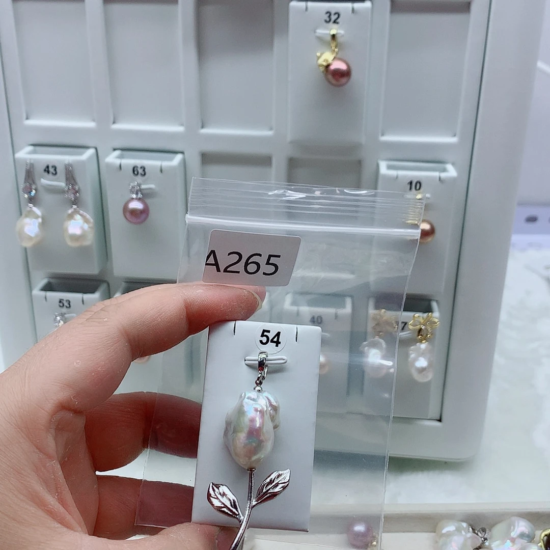 合金吊坠(不含链)淡水珍珠