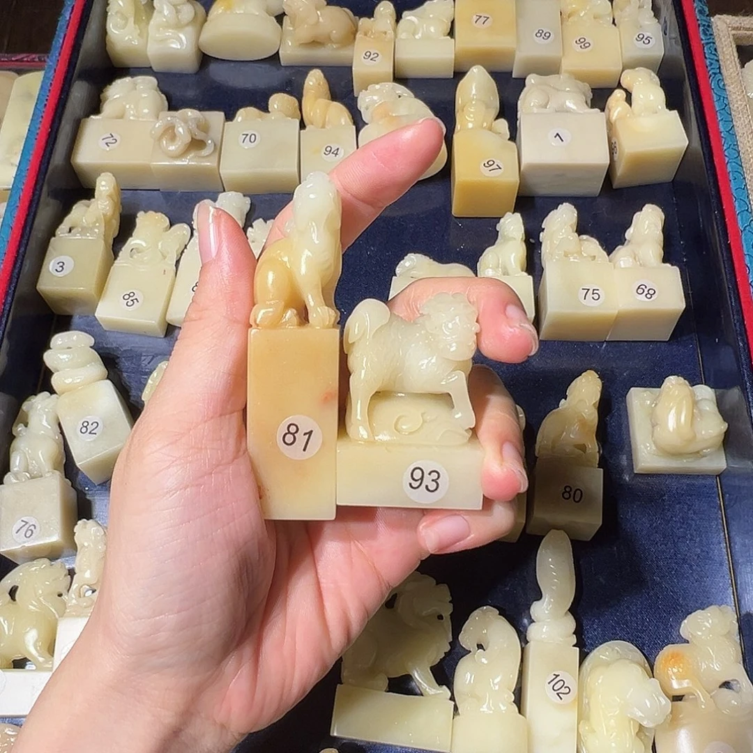 九***否寿山石随机批发2个