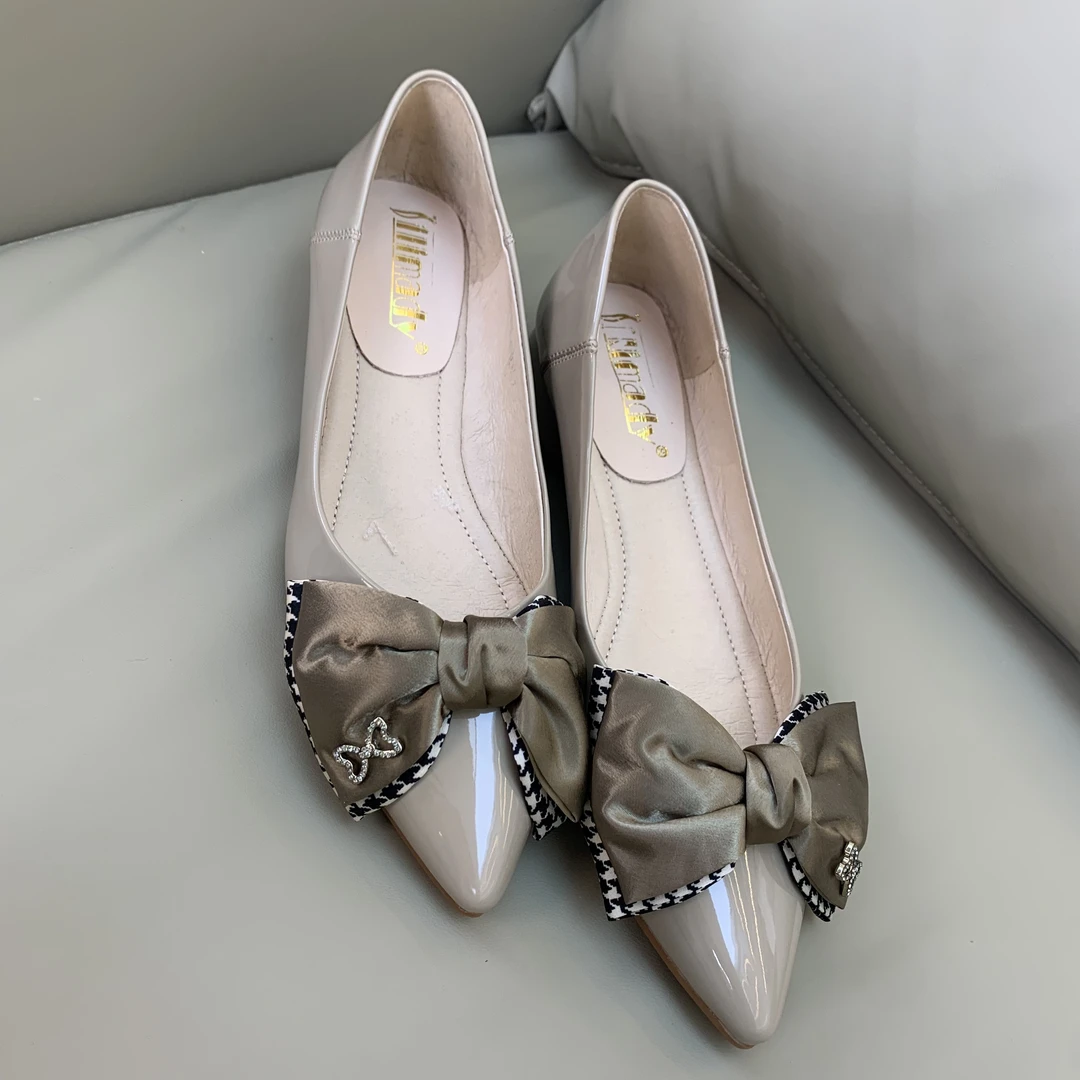 尖头蝴蝶结低跟单鞋103381