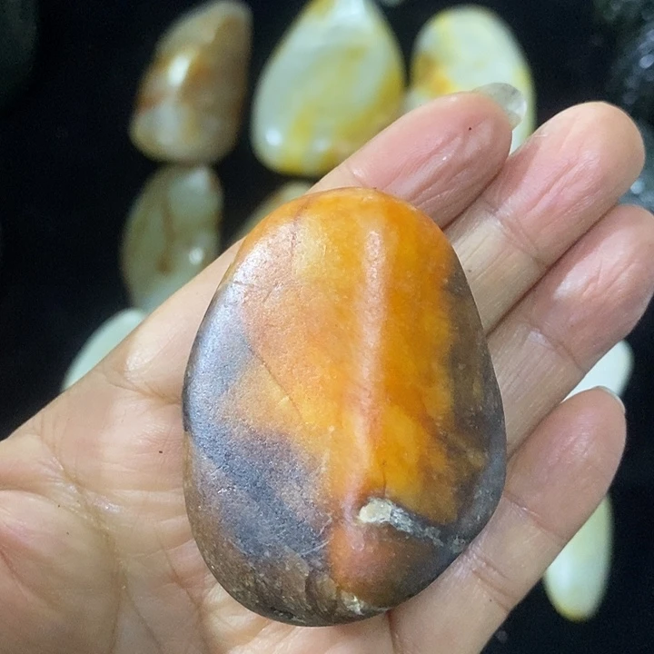 未镶嵌和田玉（糖玉）挂件