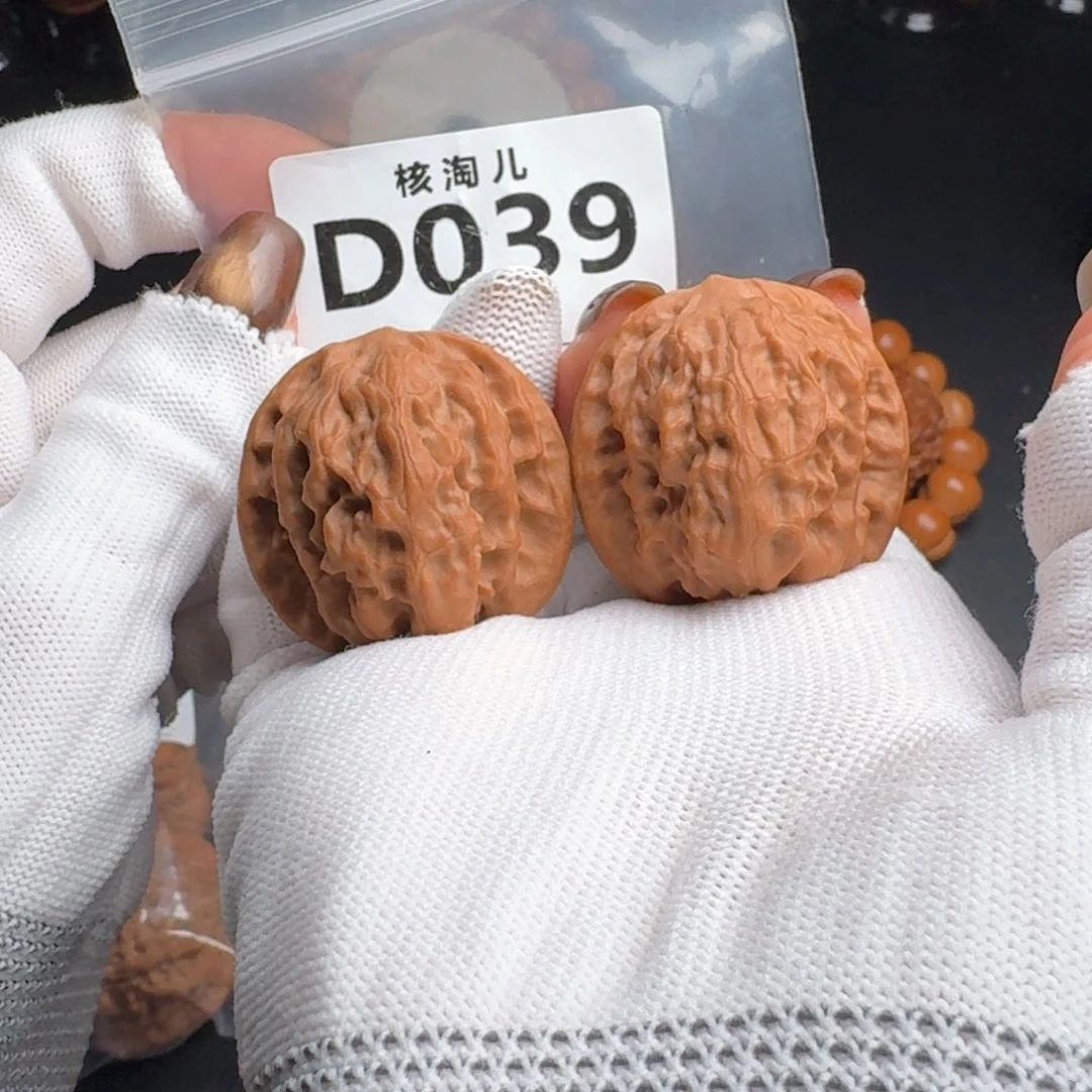 把件文玩核桃37野狼D039