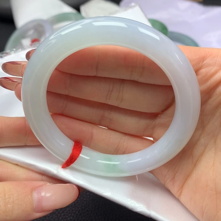 翡翠手镯未镶嵌57.8圆条