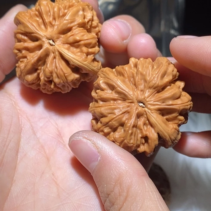 农***杰文玩核桃吊坠反油暴雪