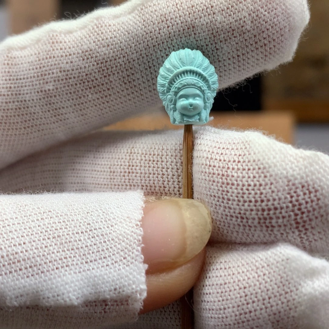 绿松石未镶嵌挂件