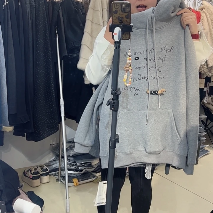 灰色卫衣好看的衣服