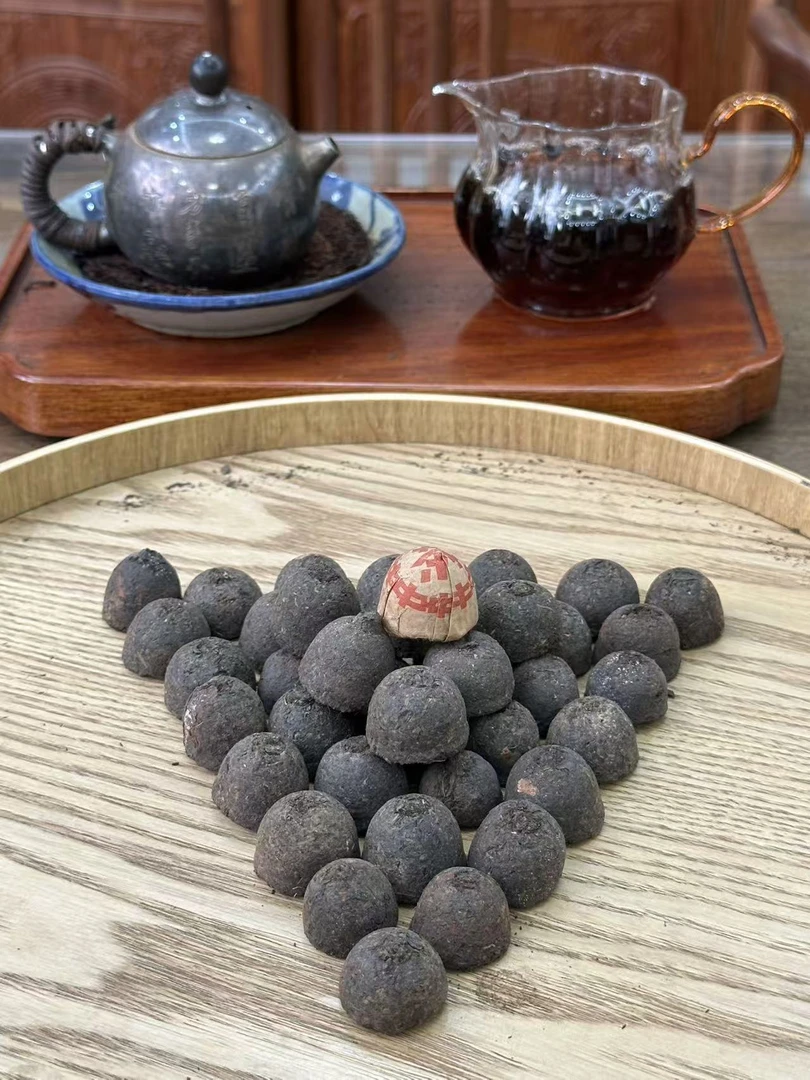 [老谭推荐]70年代 生茶 迷你红印坨