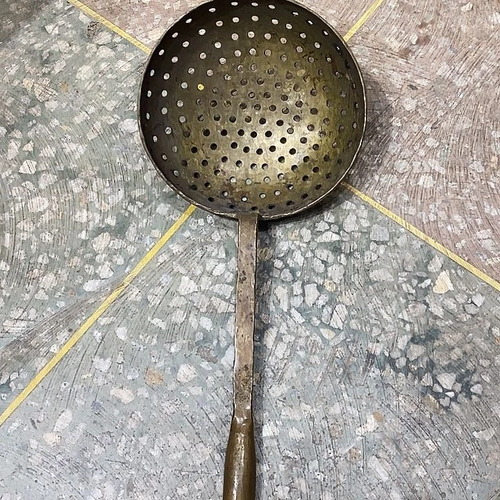 ꧁****꧂老式铜器古朴厚重