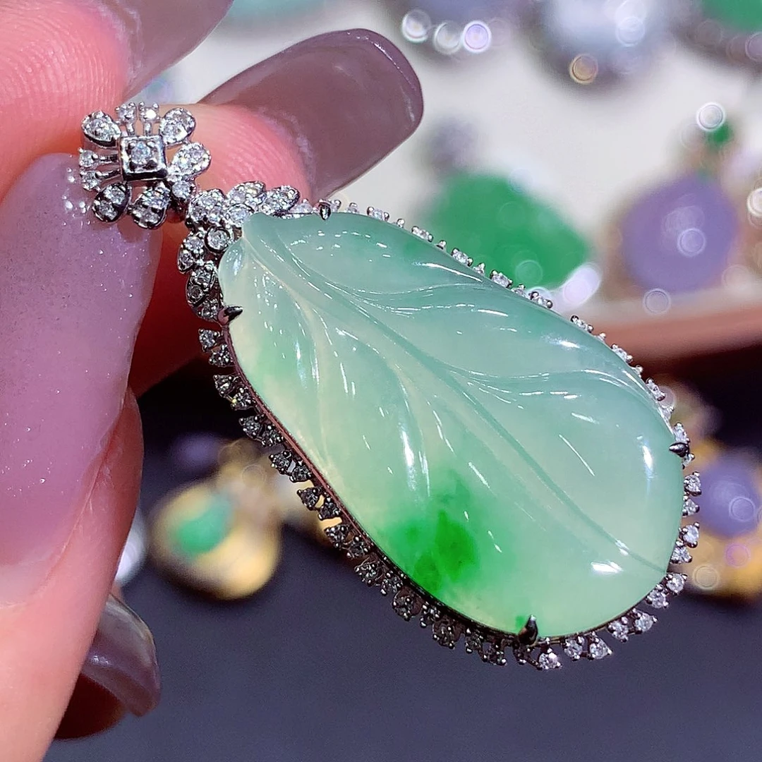 翡翠18K金镶嵌吊坠(不含链)