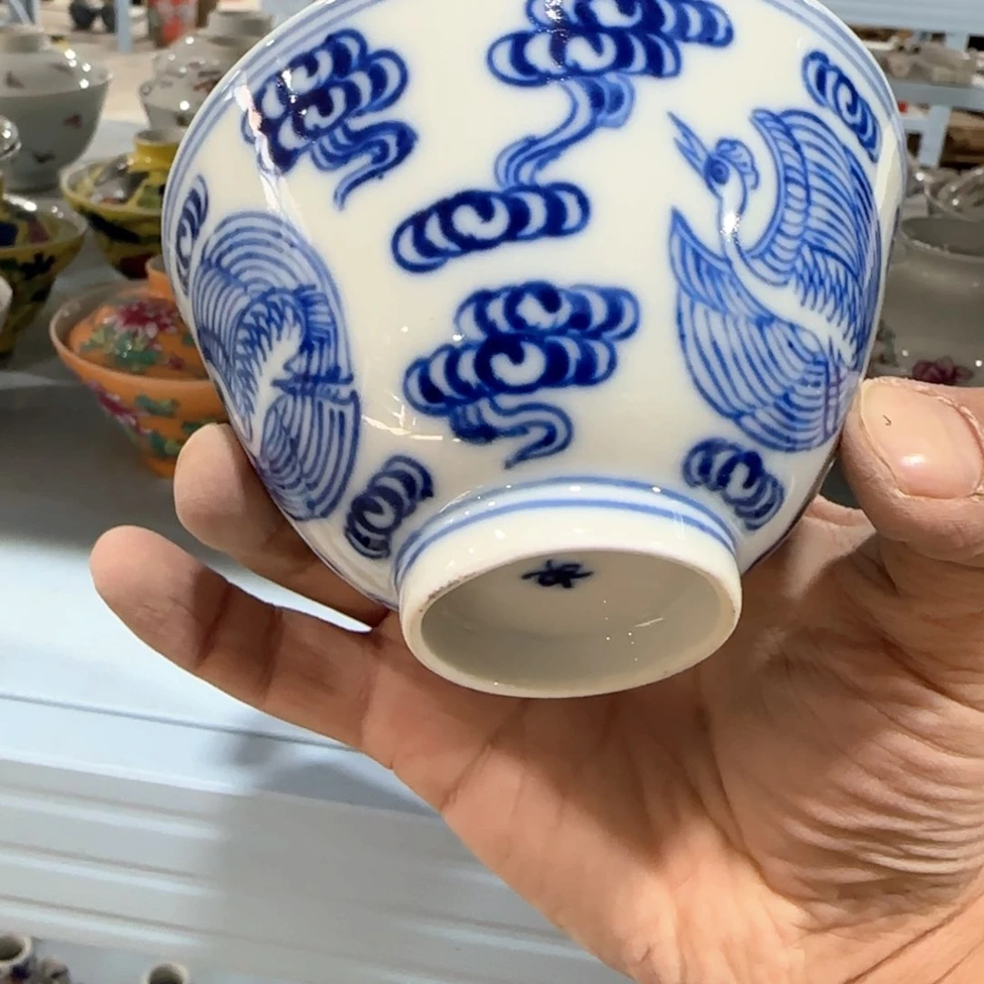 瓷片瓷器上还有两条长线上