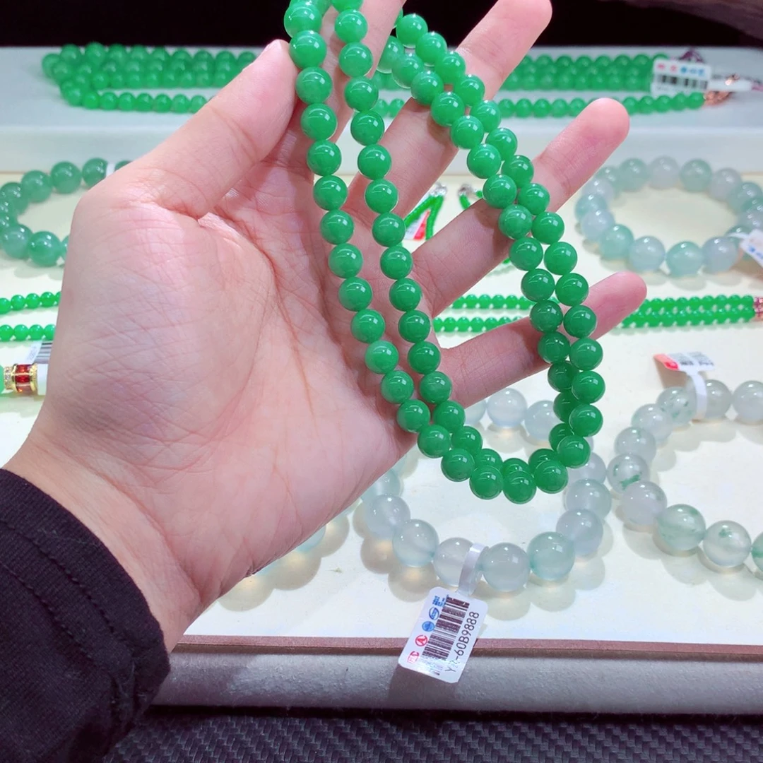 翡翠未镶嵌手链卡7.7