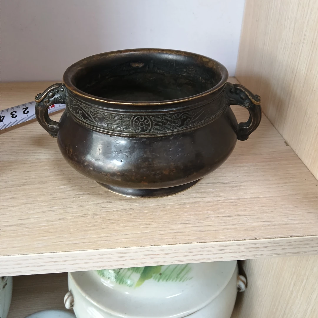 精仿铜香炉包浆好，（具体细节直播间问询清楚，发货后不退换）