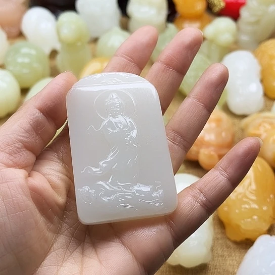 轩***帝玉天然玉石手把件