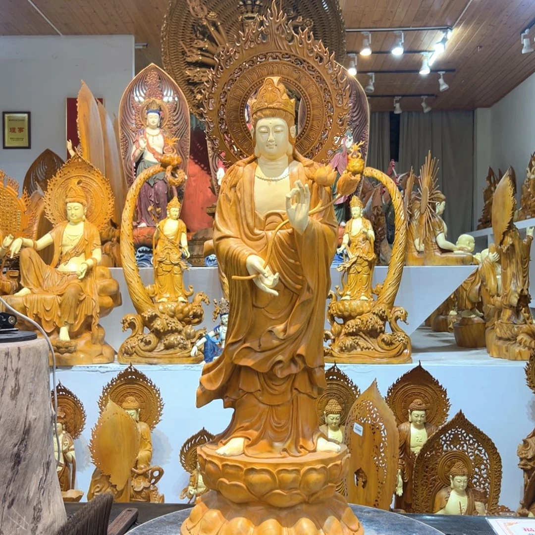 褚***)香樟木请贵包退，只有一尊