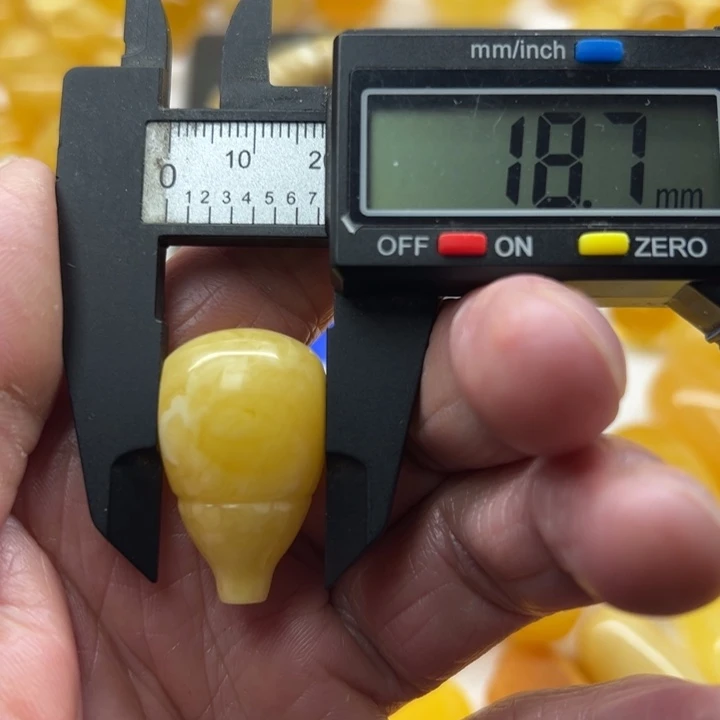 琥珀未镶嵌裸石原矿
