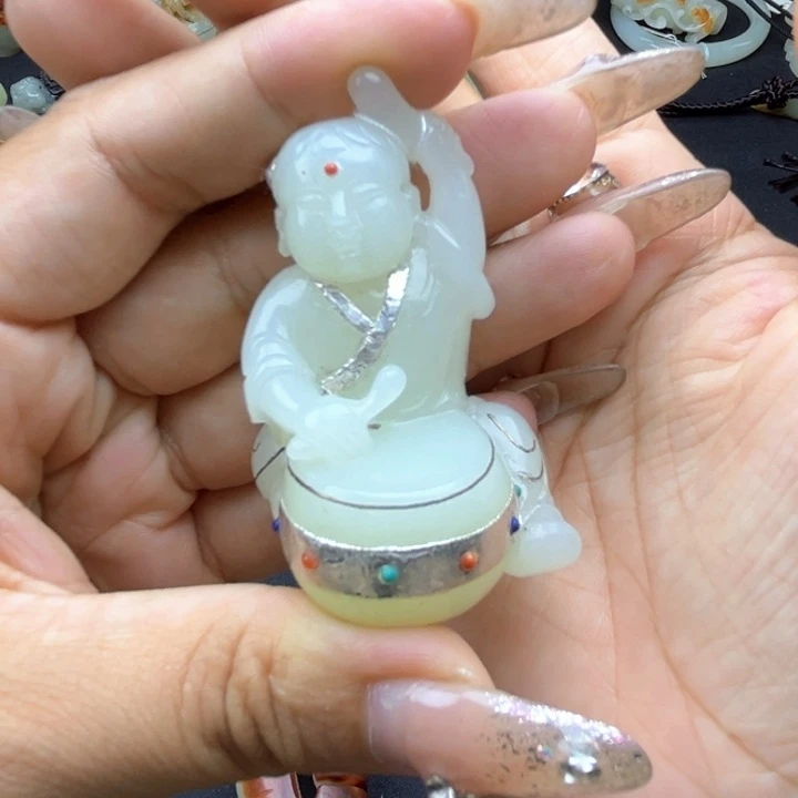 未镶嵌和田玉挂件