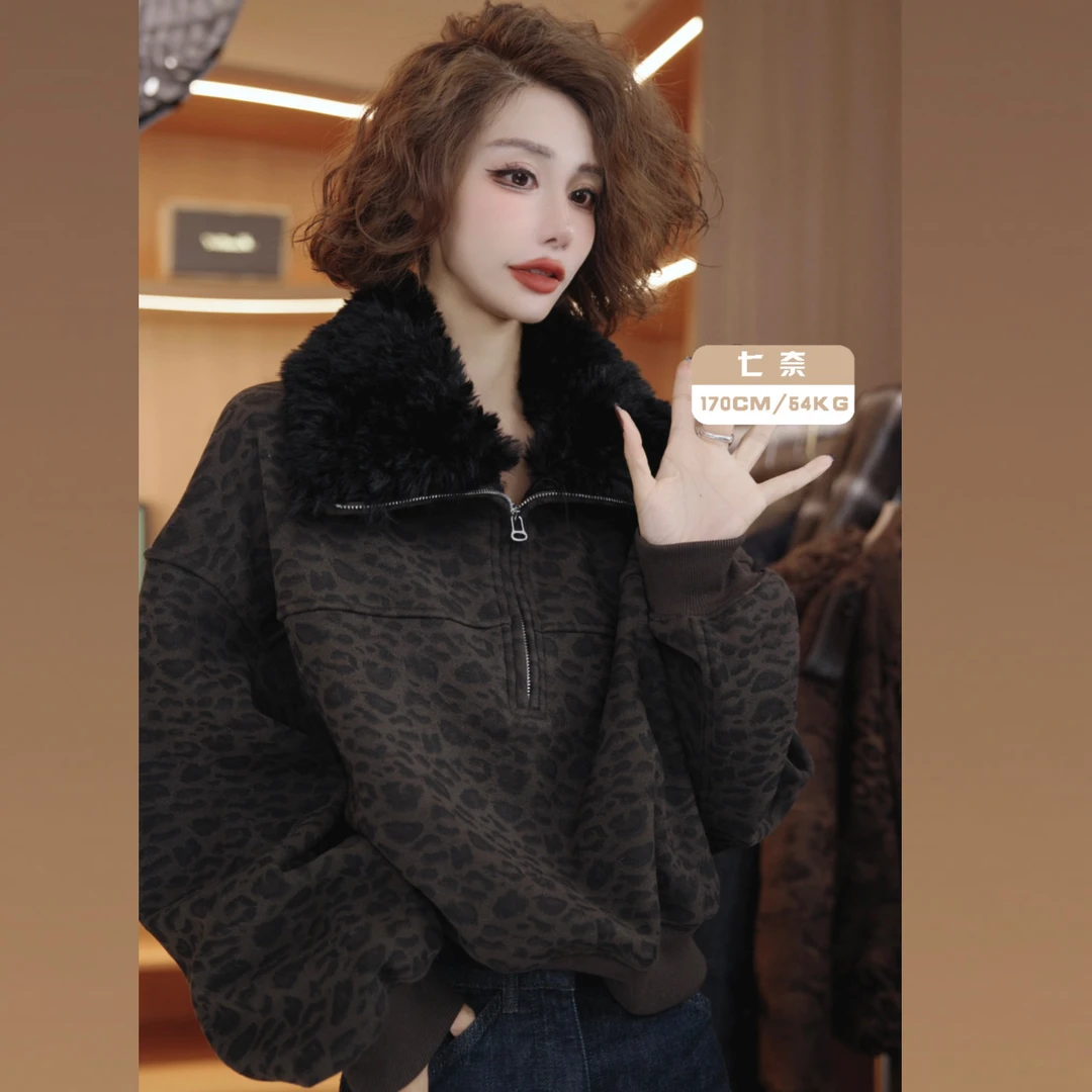 七奈 「至晚」翻领加绒豹纹百搭气质合身毛衣QN13761