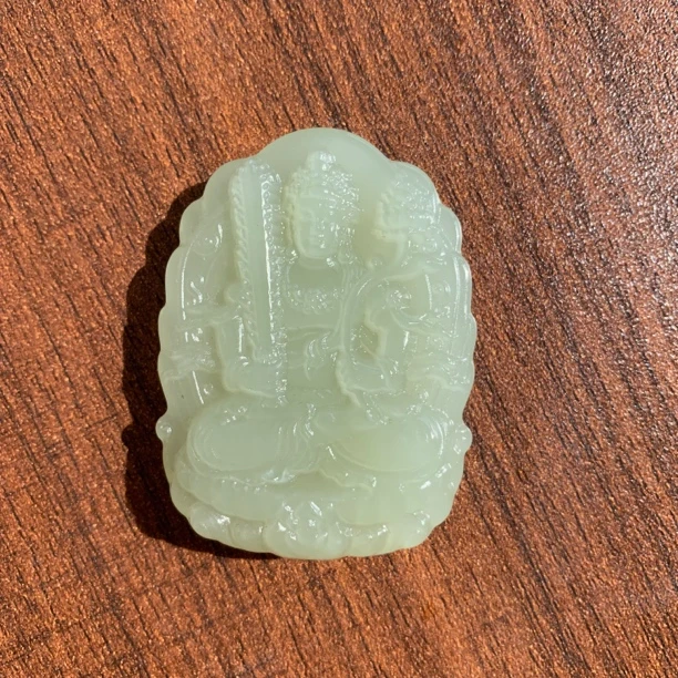 和田玉虚空藏菩萨双面浮雕属牛属虎生肖守护牌子精美挂件