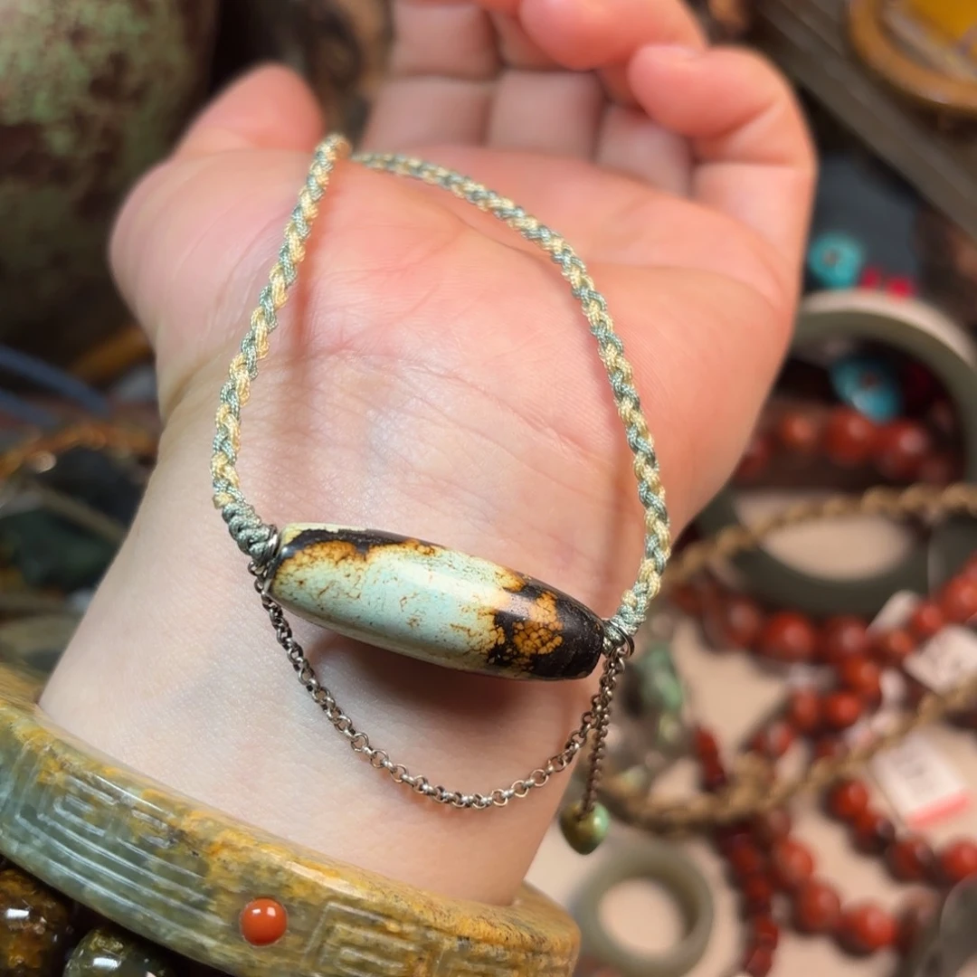 岫岩河磨玉（透闪石质玉）颈饰未镶嵌羊*卷