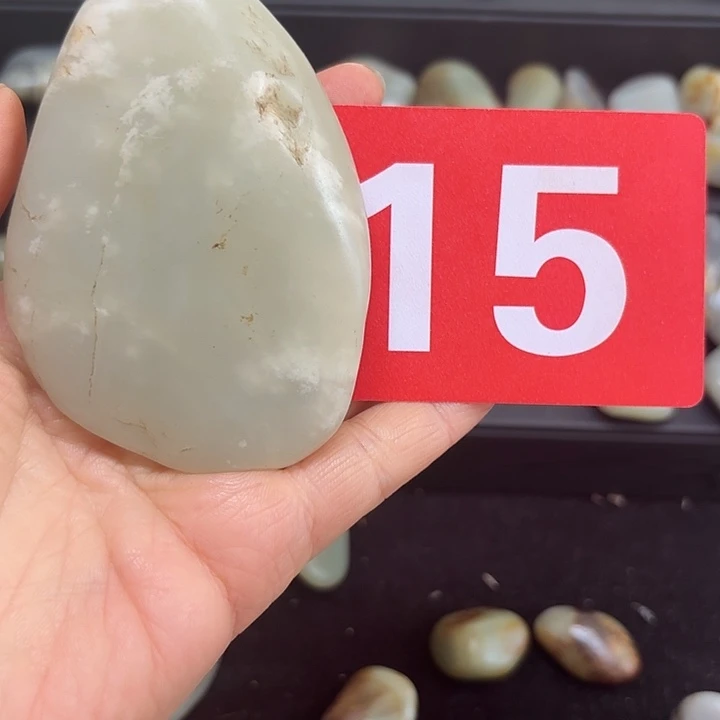 和田玉（糖玉）未镶嵌挂件