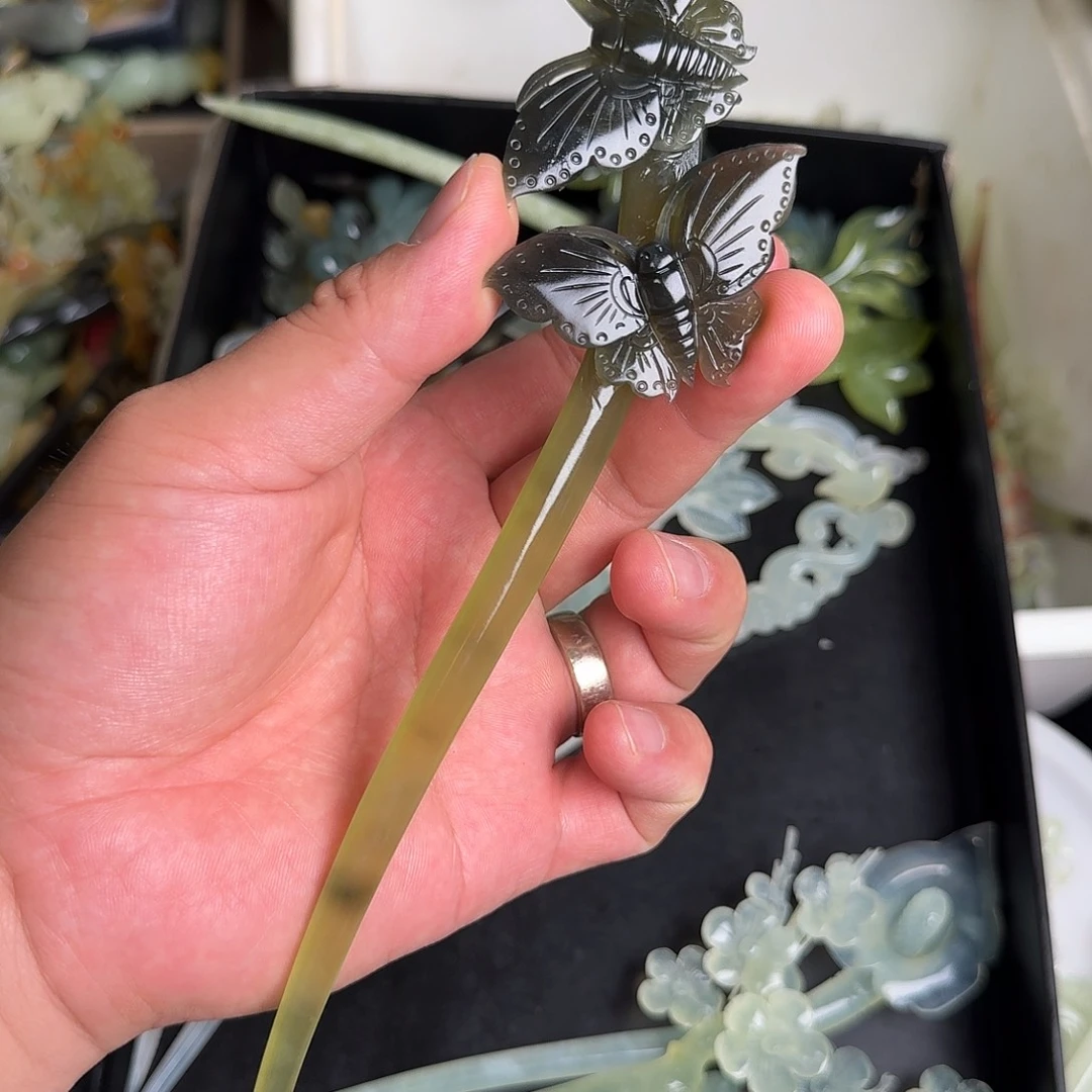 蛇纹石玉未镶嵌发饰