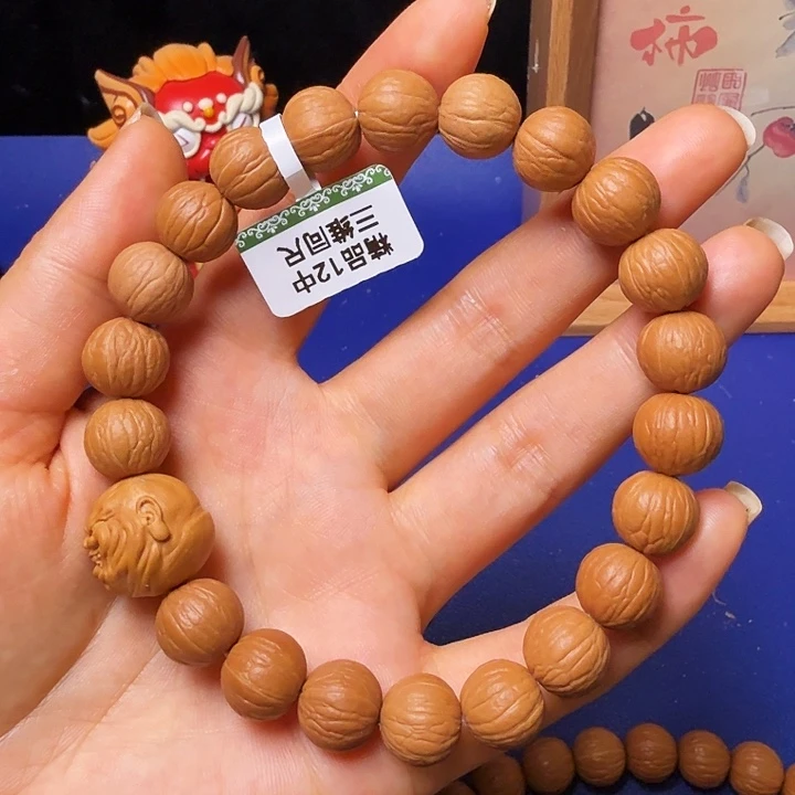 斑***马猴头核桃吊坠聚宝盆