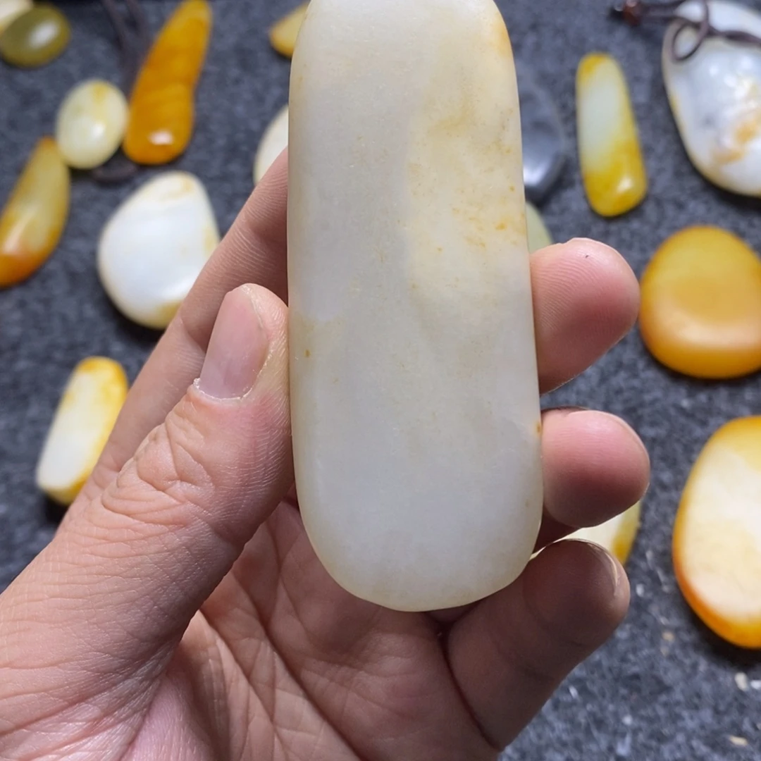 【闪购商品】和田玉颈饰未镶嵌