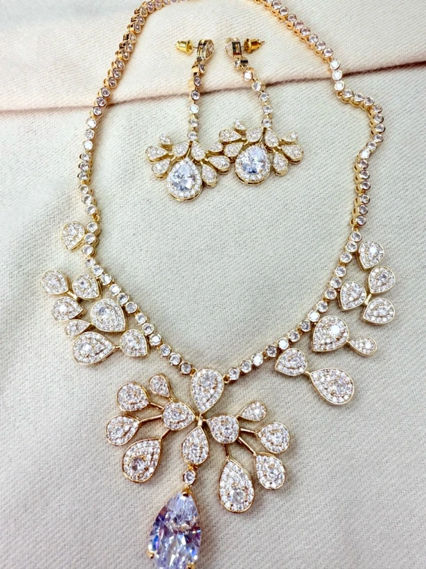 铜合金仿水晶项链 新款满天星siwaruski白钻套装