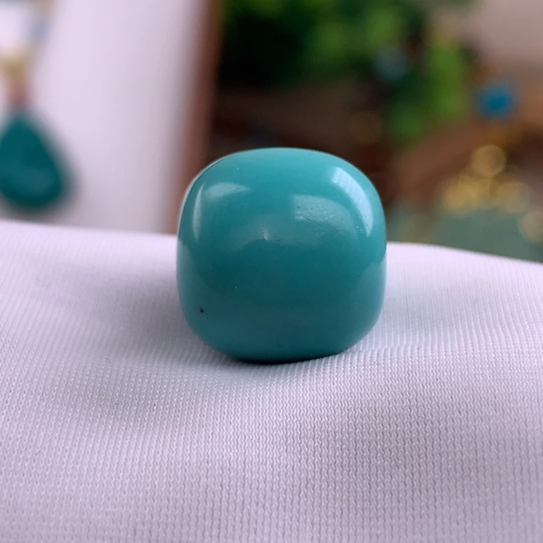 绿松石未镶嵌绿松石13.3*12.8