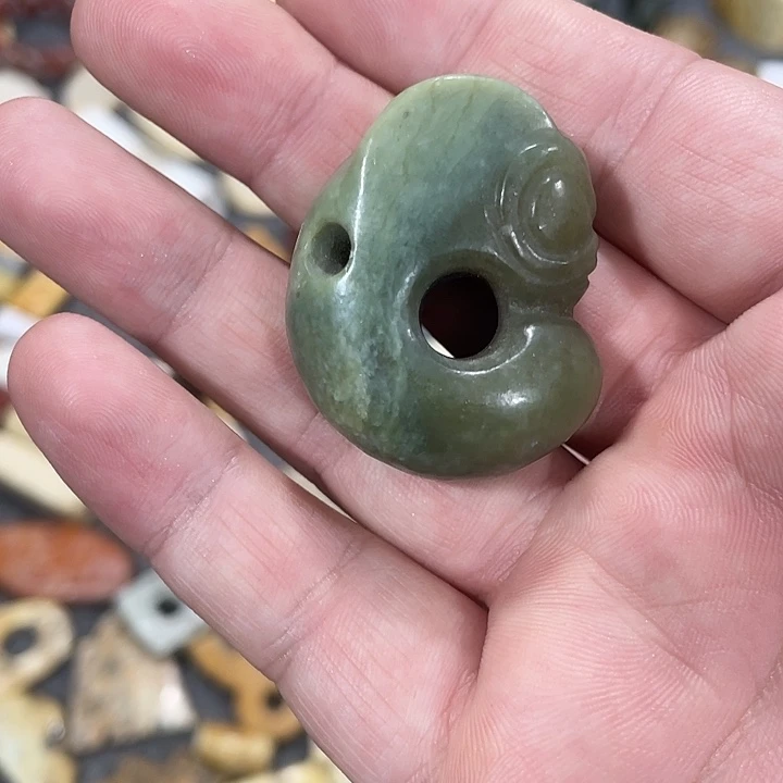 和田玉（糖玉）未镶嵌挂件