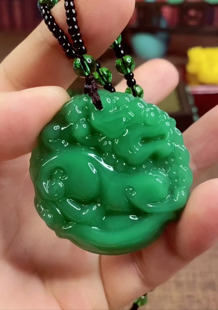 2.深绿双面貔貅吊坠经典