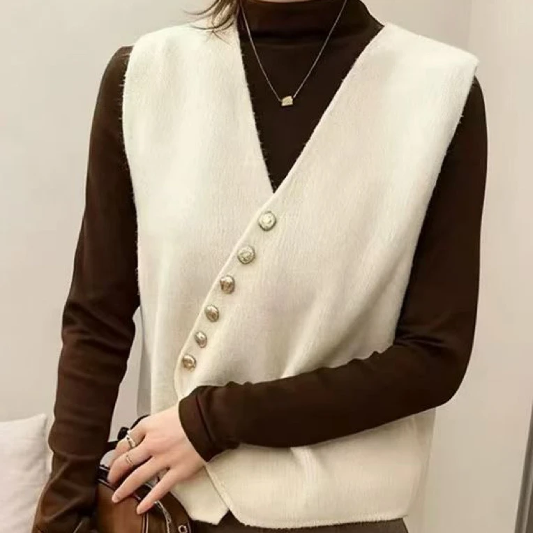 无袖马甲叠穿2025秋季复古上衣设计感洋气针织开衫舒适马夹流行女