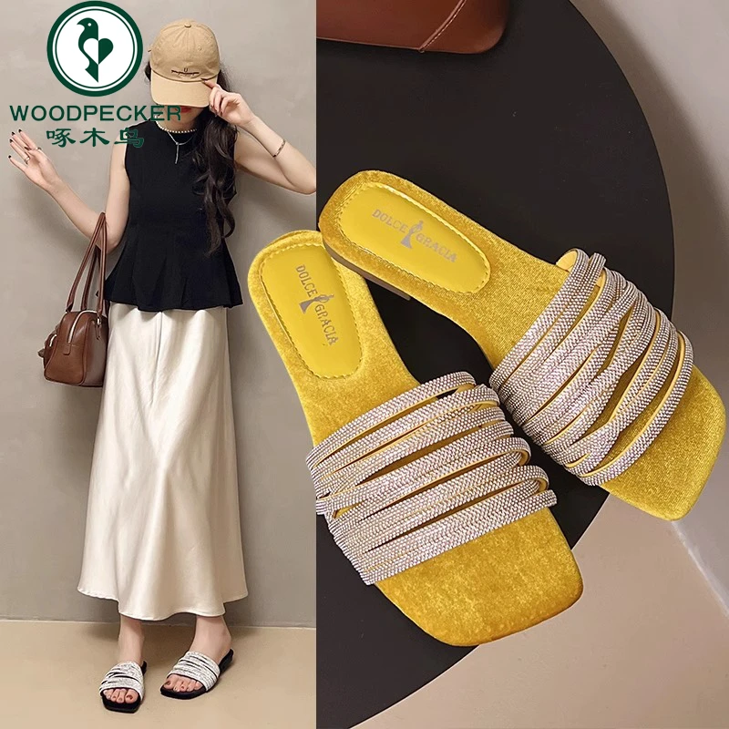 啄木鸟法式凉拖鞋女2025年夏季新款水钻平底百搭凉鞋配裙子拖鞋女
