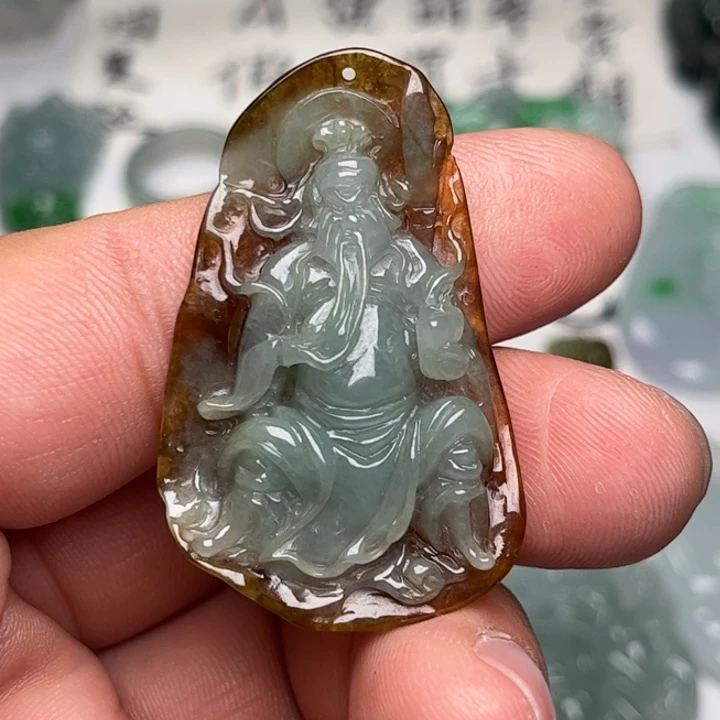 翡翠未镶嵌颈饰武财神