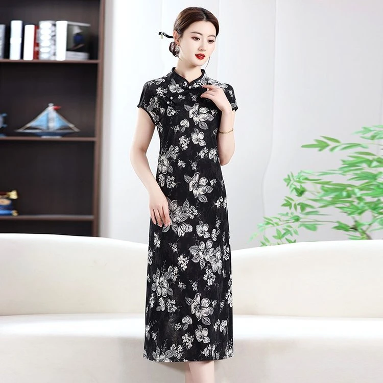 新中式国风妈妈装旗袍裙中长款过膝短袖连衣裙女中老年碎花大码裙
