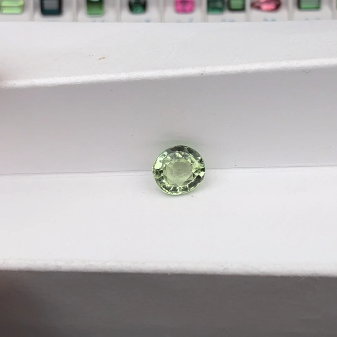 碧玺珠宝半成品未镶嵌天然薄荷绿1.18克拉
