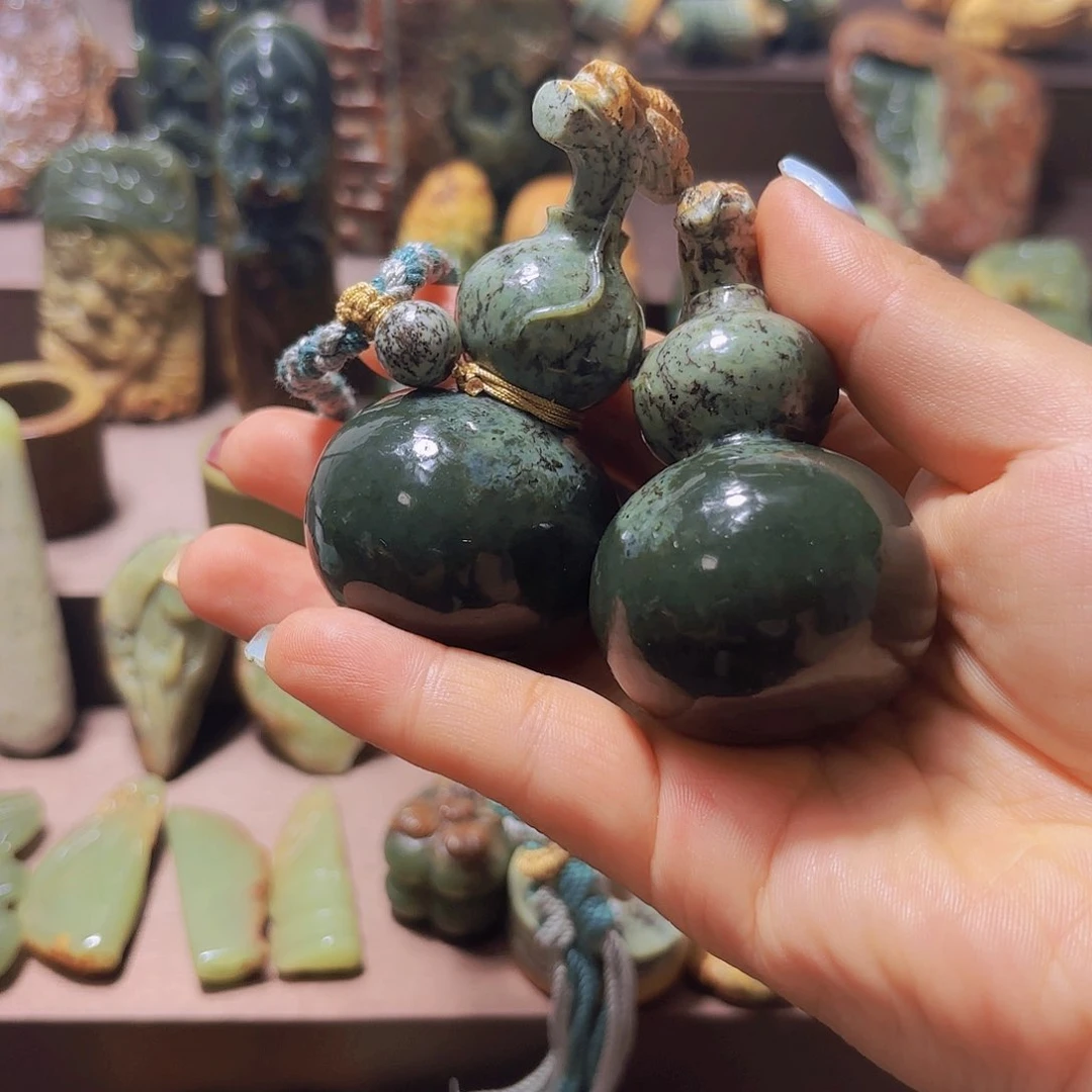 岫岩河磨玉（透闪石质玉）未镶嵌发饰e***w