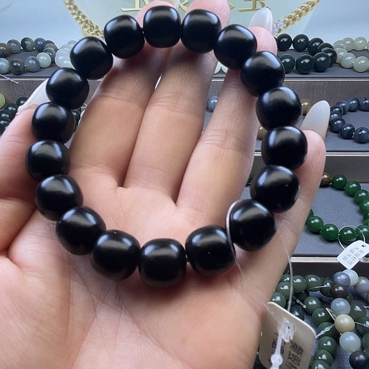 和田玉未镶嵌手串