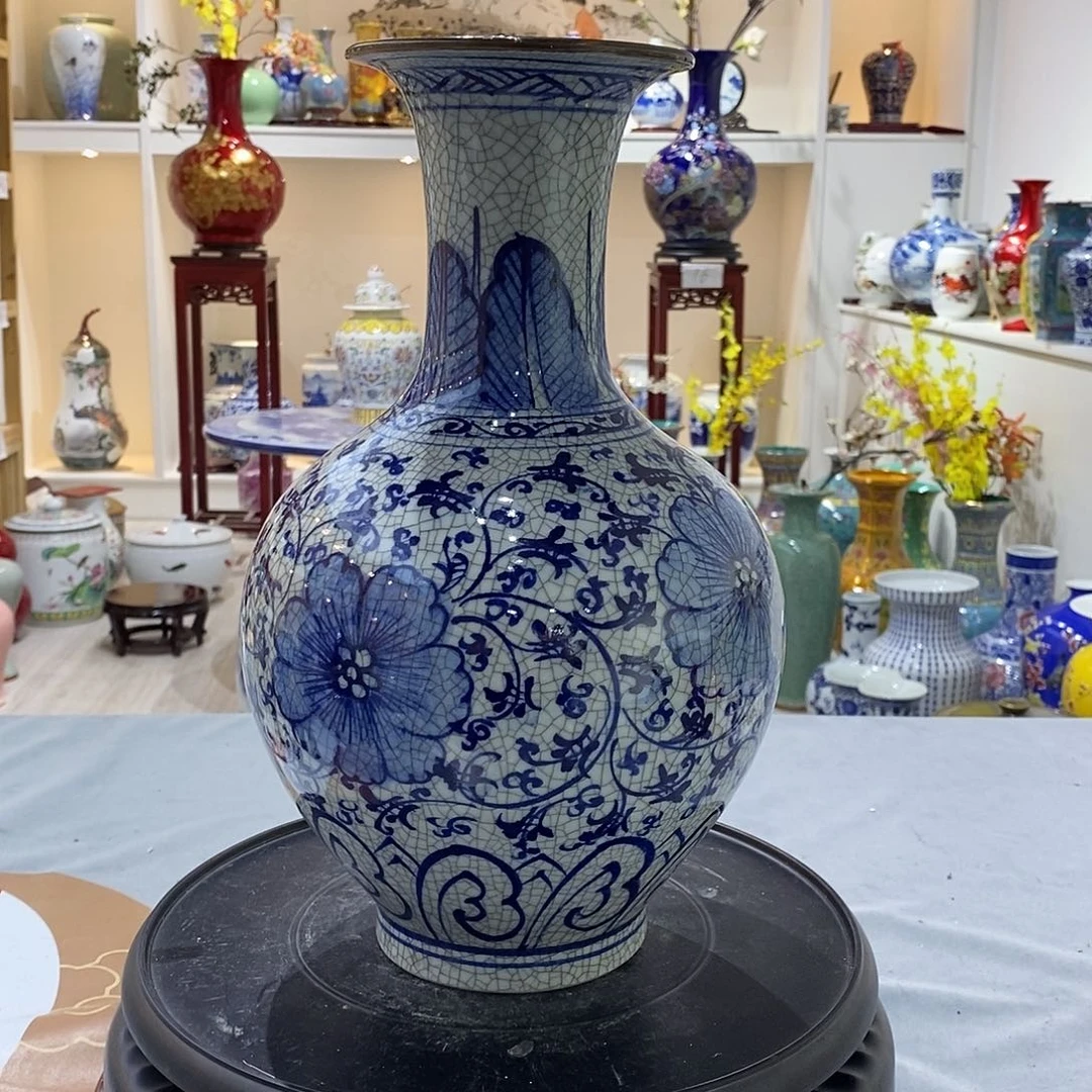 在***你摆件陶两个31.5cm开片青花赏瓶