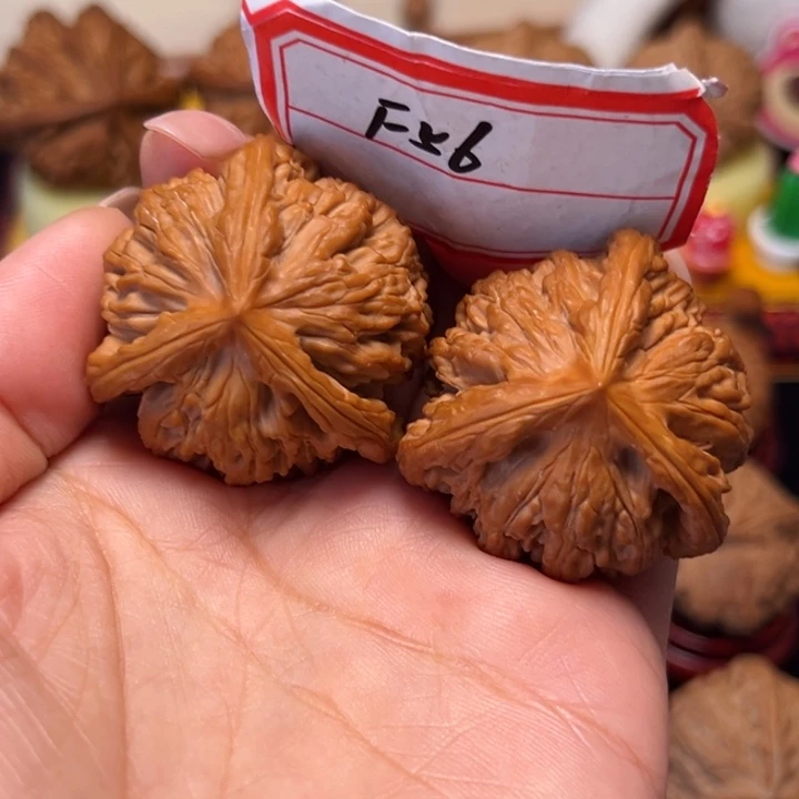 吊坠文玩核桃38粗筋虎头奔56