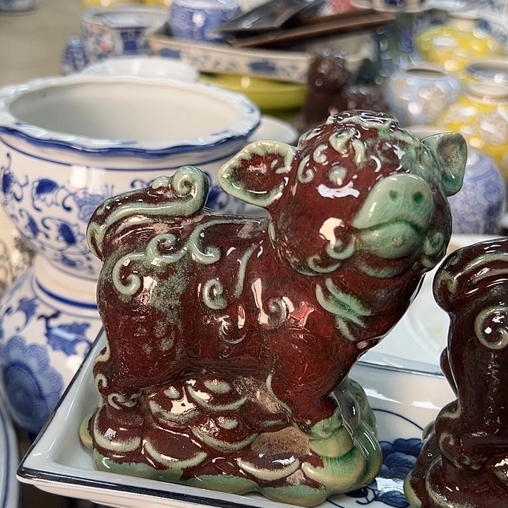 瓷片微瑕陶罐。。。。。。。。。。。