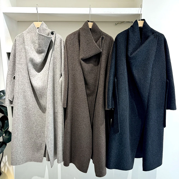 晶哥鱼鱼女款文艺不对称大翻领牦牛绒混纺毛呢外套 M2932