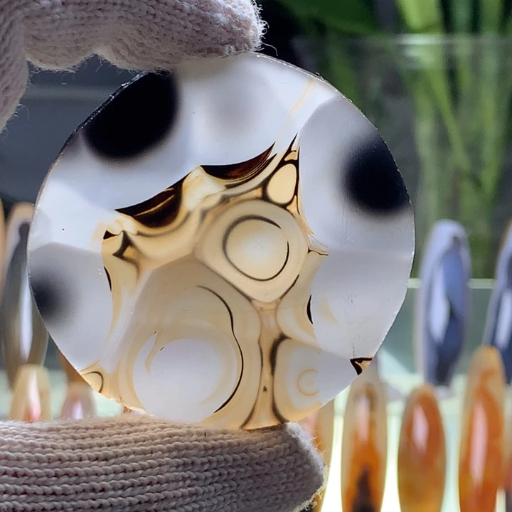 未镶嵌颈饰玛瑙/玉髓189