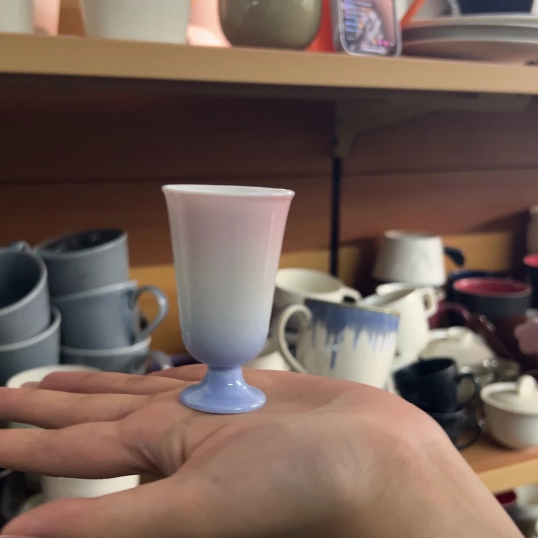 新骨瓷115微瑕渐变粉紫双拼色小酒杯小茶杯
