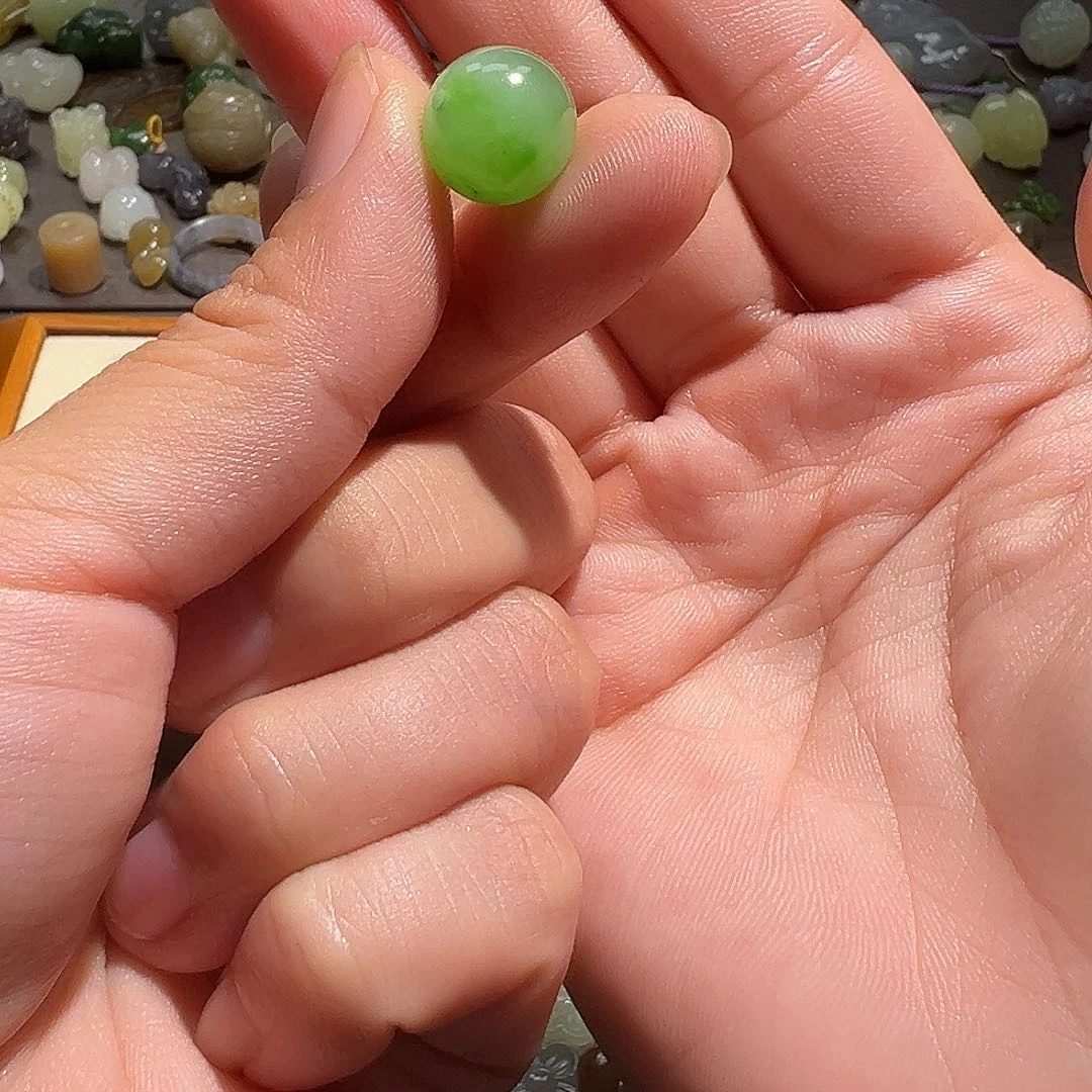 和田玉未镶嵌珠宝半成品