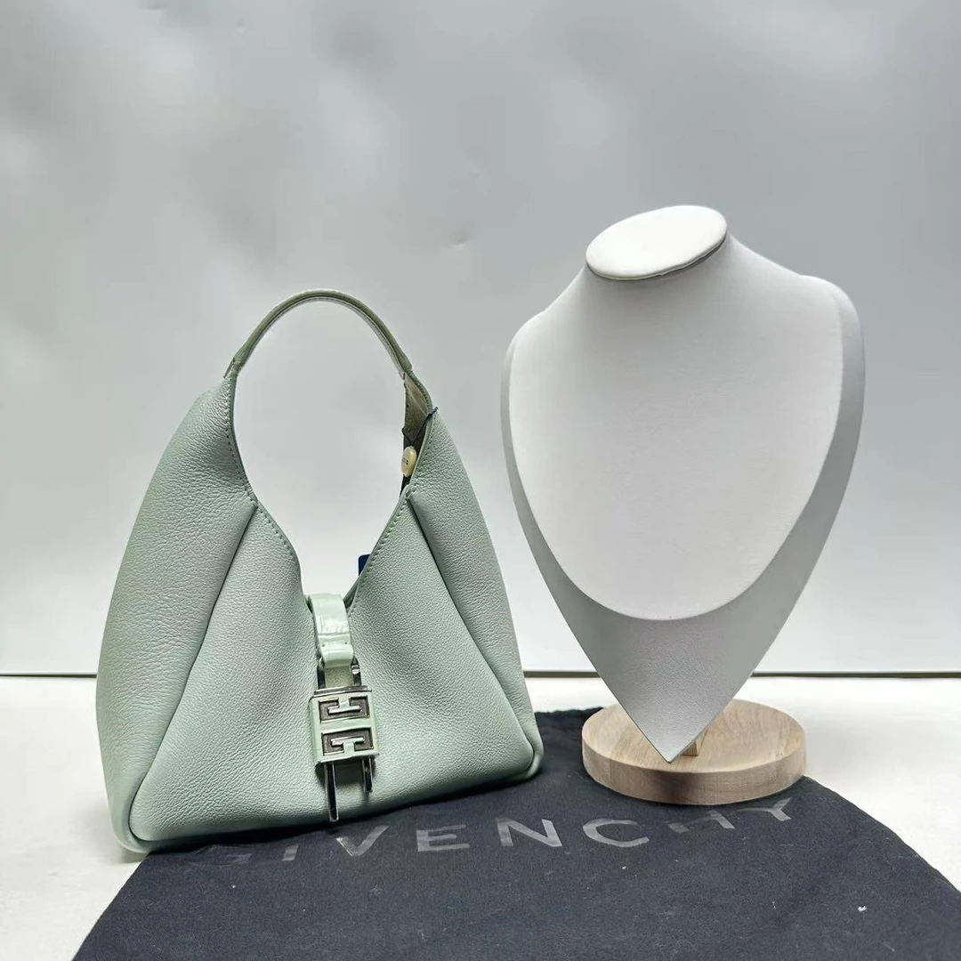 胖虎熙少/纪梵希/95新/公价0/箱包/手提包/31B2503020141