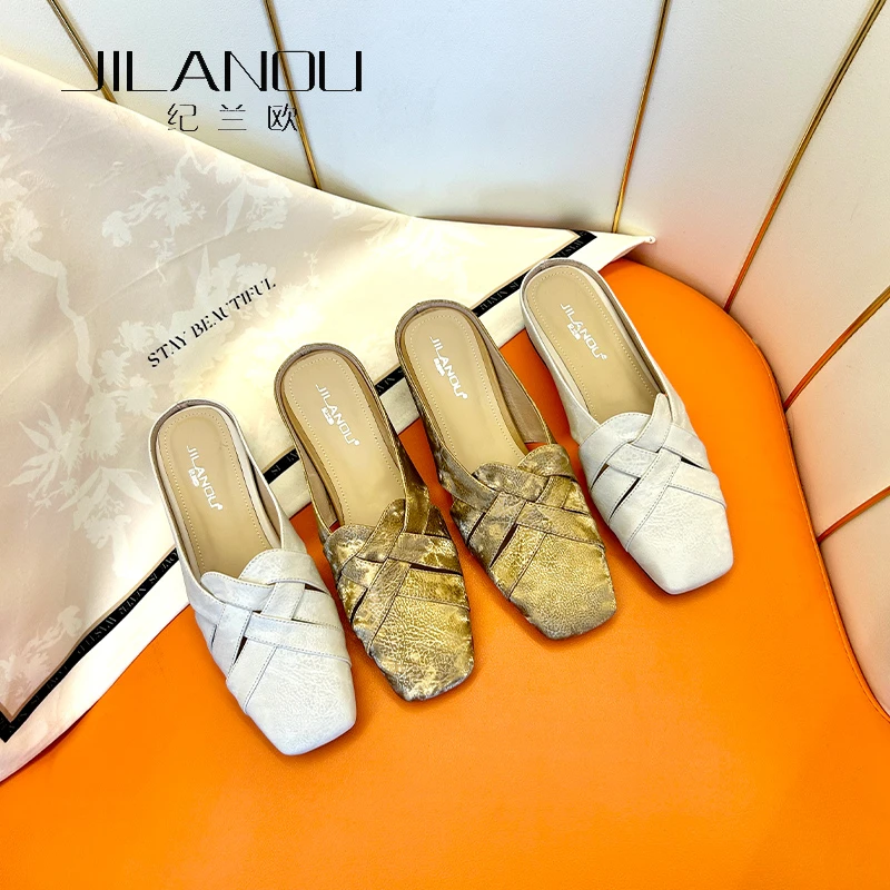 舒适休闲国风拖鞋2024夏季新款软底包头半拖女新中式低跟真皮女鞋