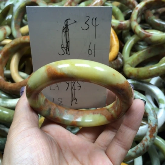 未镶嵌蛇纹石玉手镯