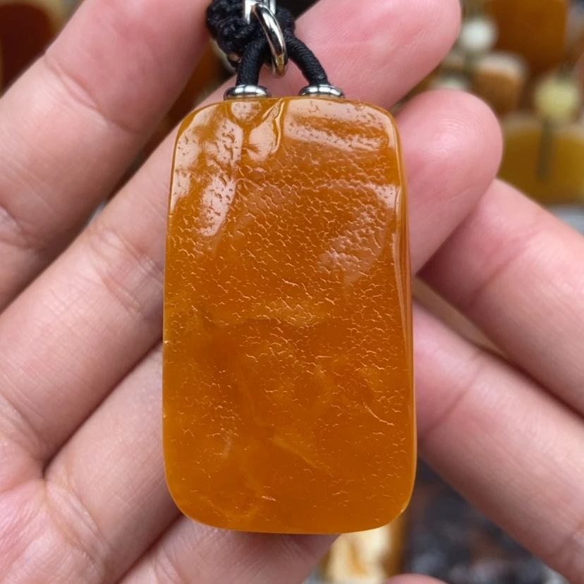 【闪购商品】未镶嵌颈饰琥珀