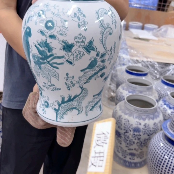 微瑕陶瓷花瓶值得购买